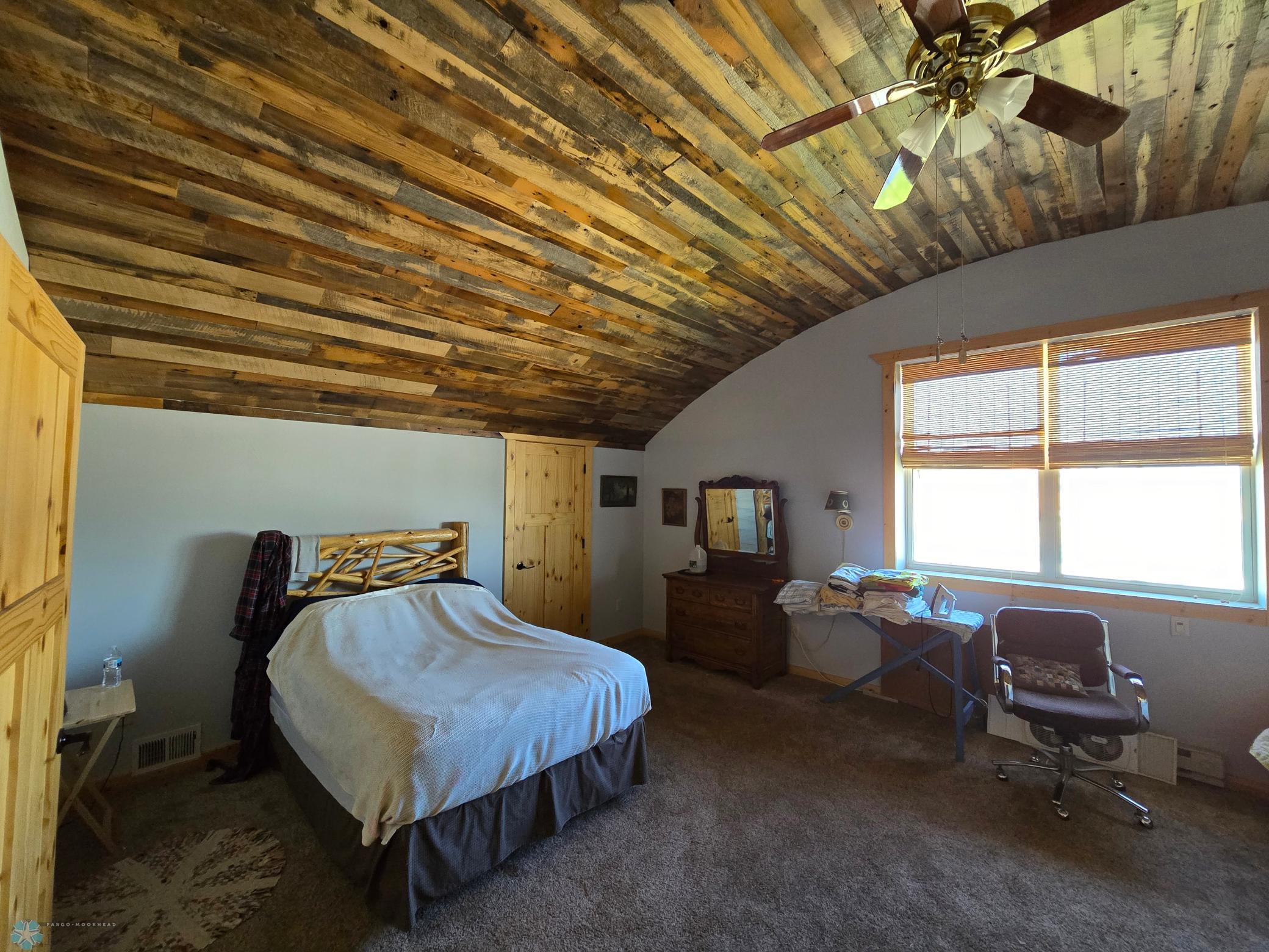 2nd floor bedroom