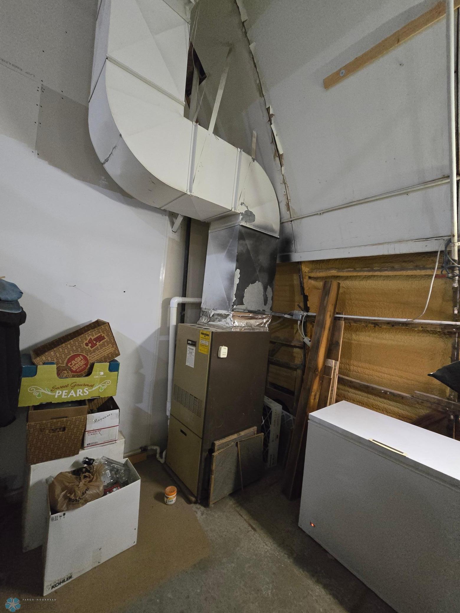 S. Bldg. Forced Air Furnance