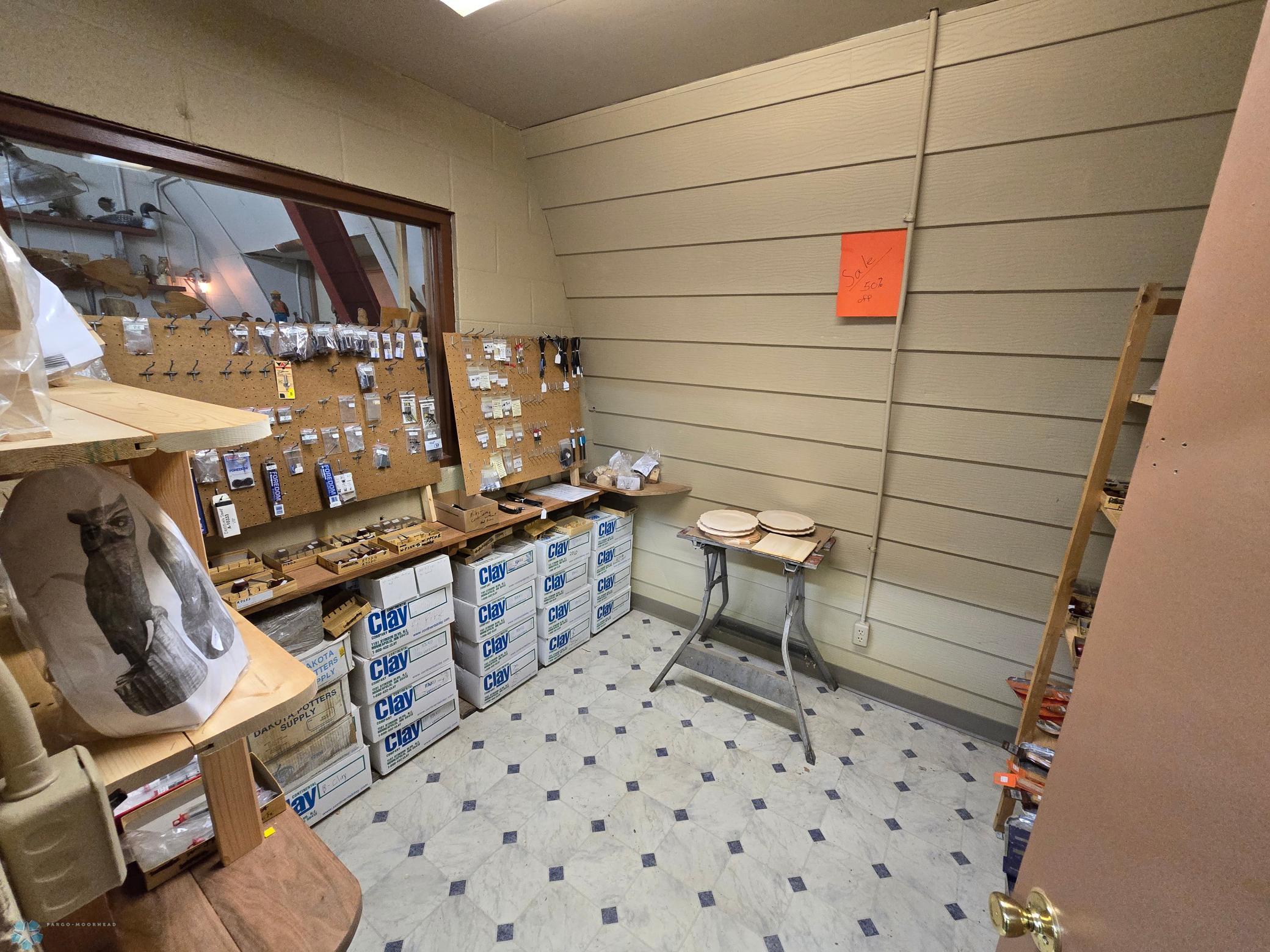 N. Bldg. room