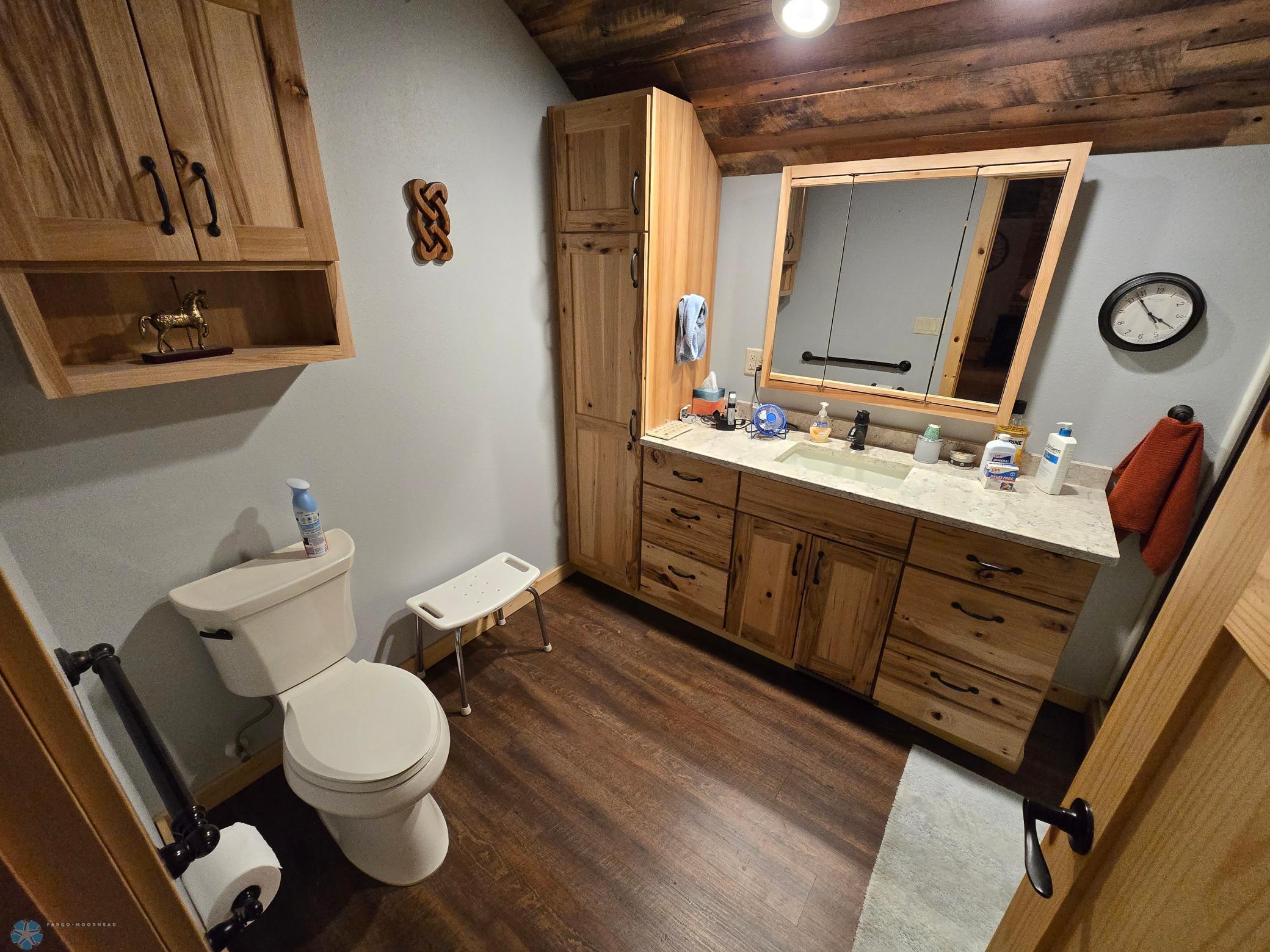 2nd floor bath
