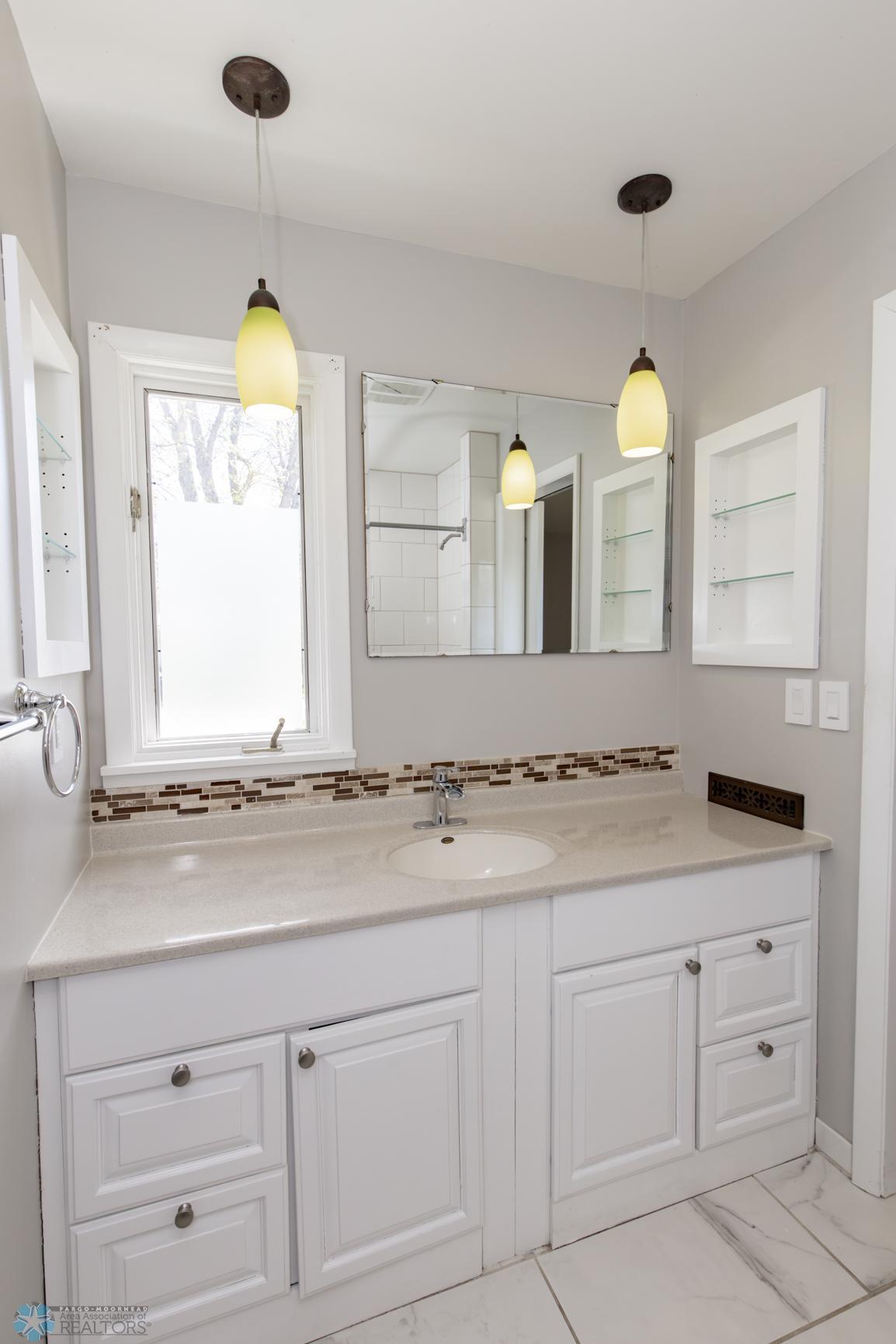 Primary Bathroom - 3/4