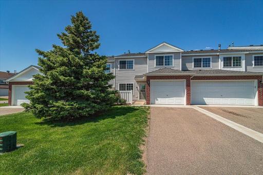 Nicely updated 2 Bed/ 2 Bath Townhome! Great location next to shops, restaurants and walking paths