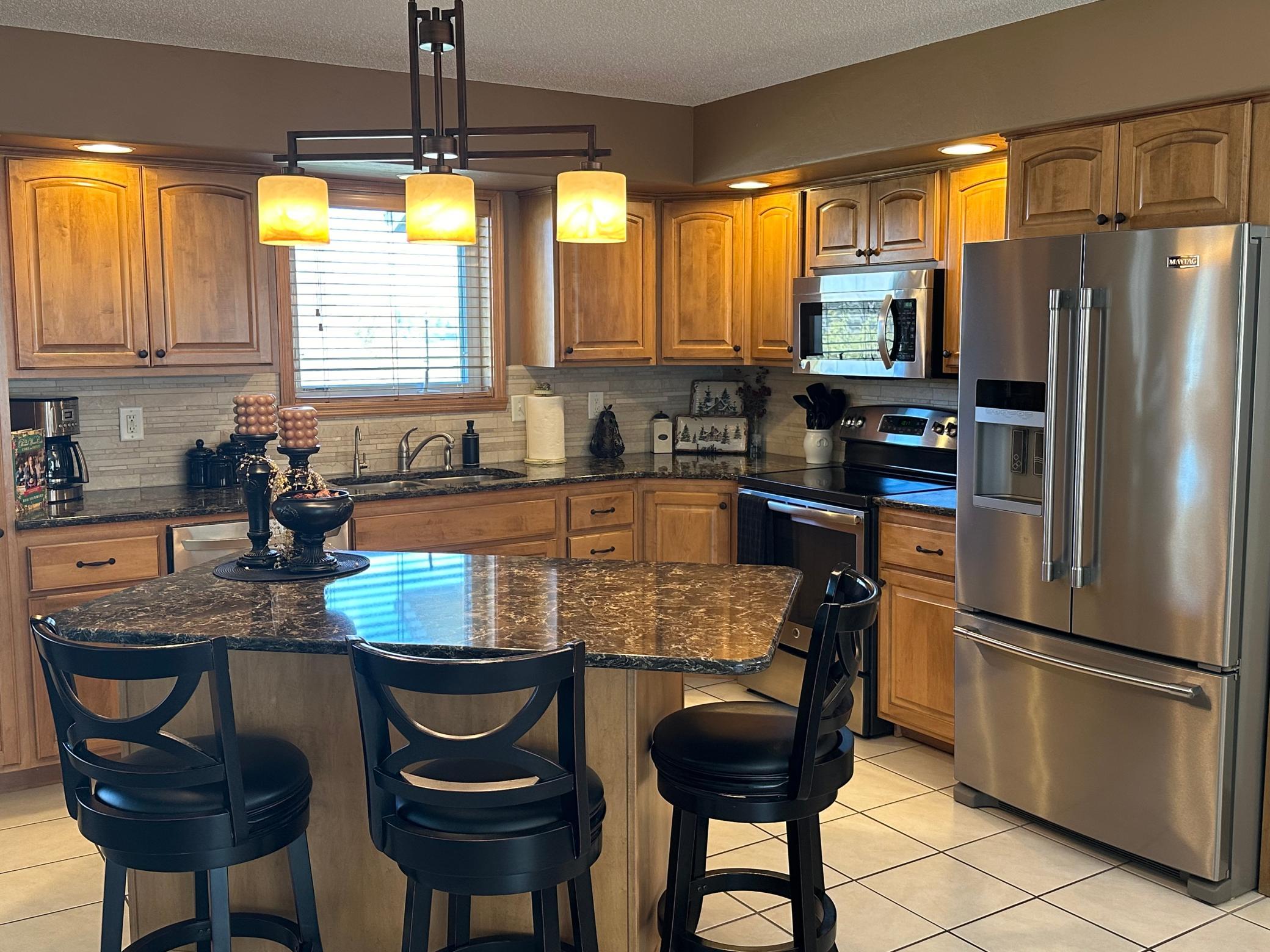 Kitchen 1.jpg