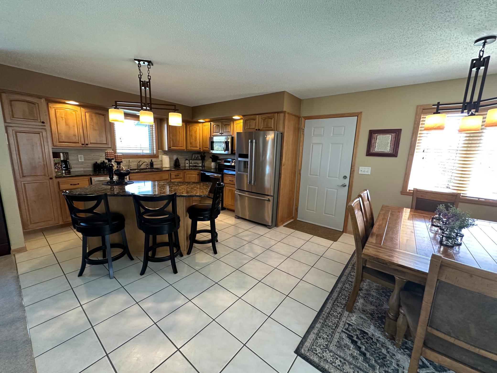 Kitchen 3.jpg
