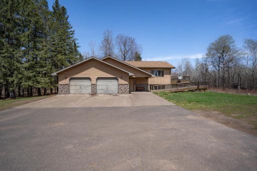 5571 Morris Thomas Road, Hermantown, MN 55810