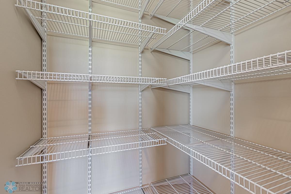 Pantry_1.jpg