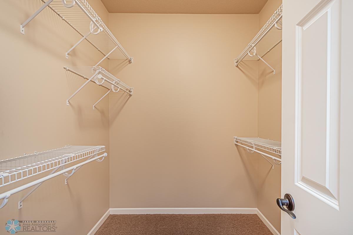 Primary_Closet_1.jpg
