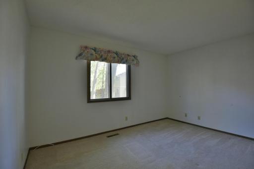 2764 Upland Lane N, Minneapolis, MN 55447