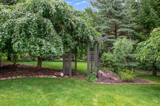 1 Windy Hill Court, Sunfish Lake, MN 55077