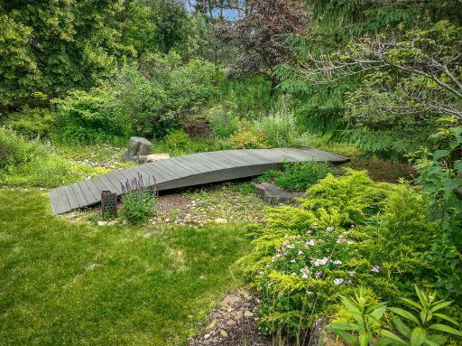 1 Windy Hill Court, Sunfish Lake, MN 55077