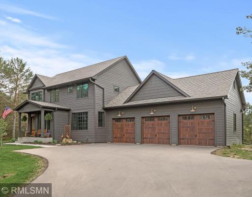 871 Crane Hill Trail, Hudson, WI 54016