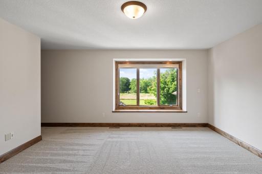 36002 Oasis Road, Lindstrom, MN 55045