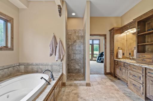 36002 Oasis Road, Lindstrom, MN 55045