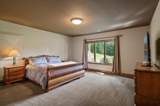 36002 Oasis Road, Lindstrom, MN 55045