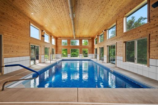 Sports Pool 36x18 and 5â deep in the center