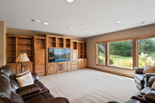 36002 Oasis Road, Lindstrom, MN 55045