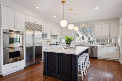 13940 Emerald Ridge, Minnetonka, MN 55305