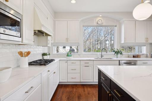 13940 Emerald Ridge, Minnetonka, MN 55305