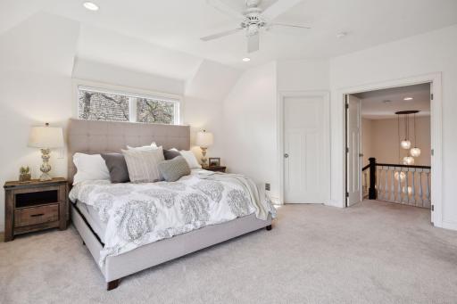 13940 Emerald Ridge, Minnetonka, MN 55305