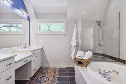 13940 Emerald Ridge, Minnetonka, MN 55305