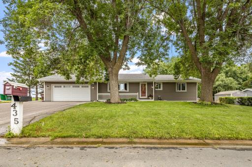 435 Edgewood Drive, Loretto, MN 55357