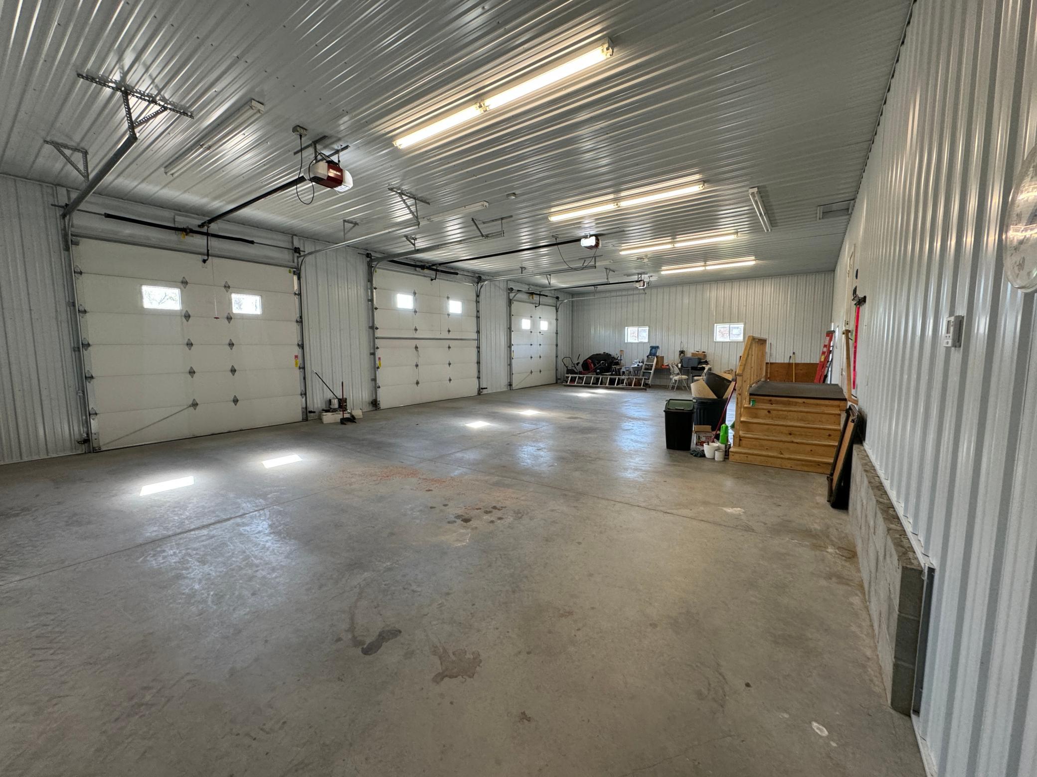 10ft garage doors.JPG