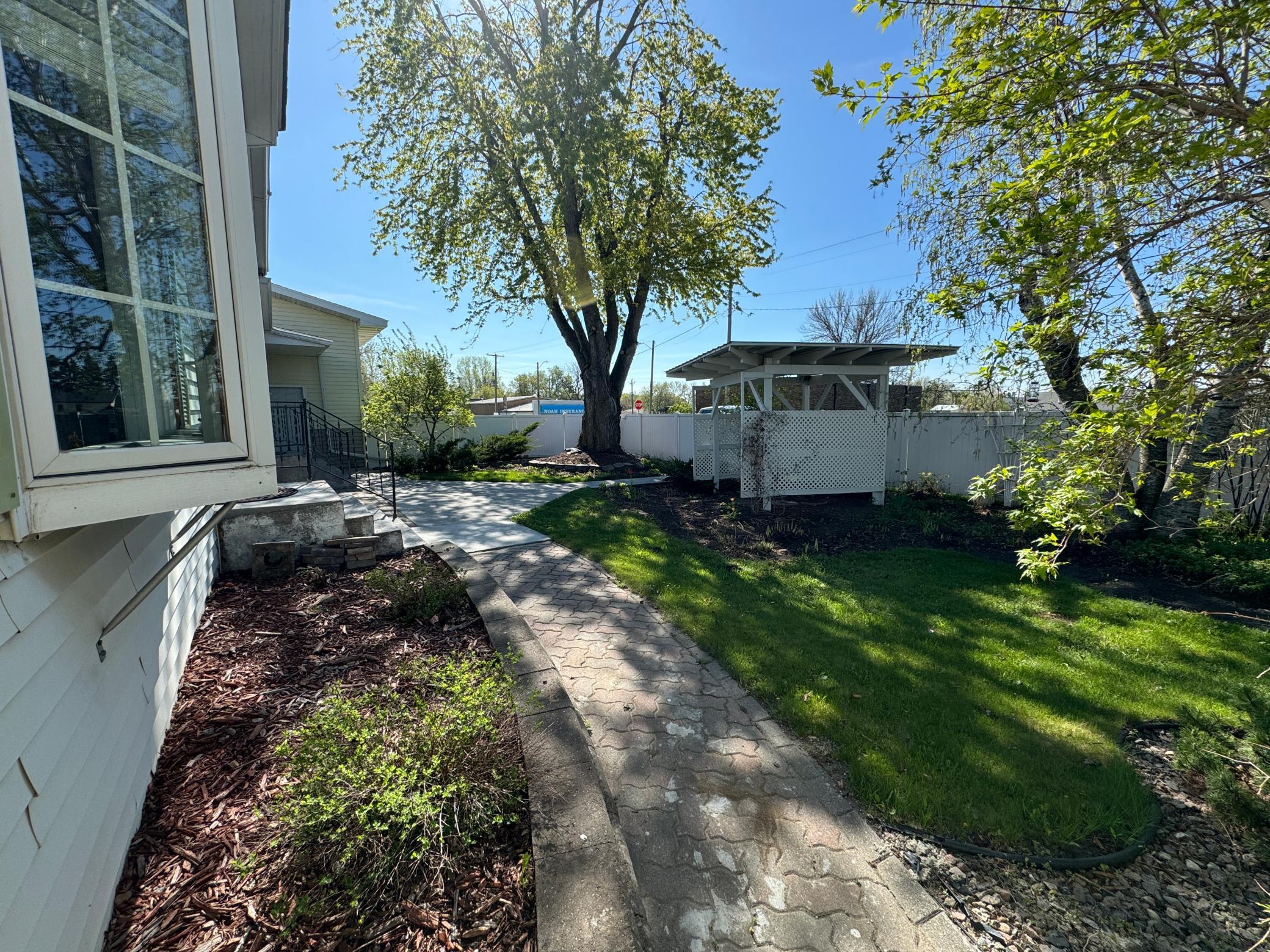 Front yard.JPG