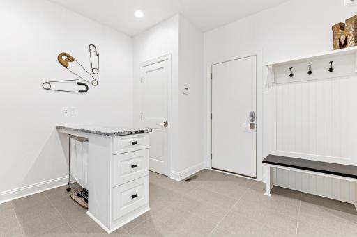 255 Bellwether Path, Wayzata, MN 55391