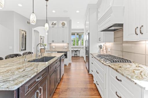 255 Bellwether Path, Wayzata, MN 55391