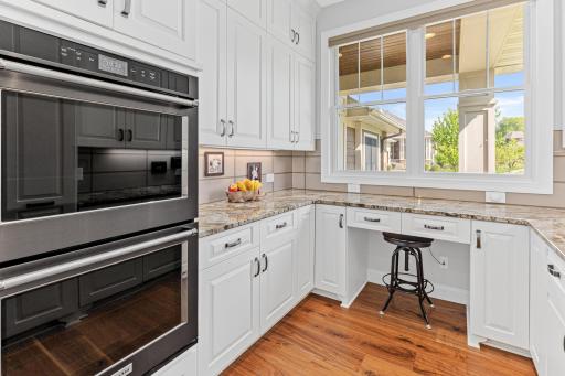 255 Bellwether Path, Wayzata, MN 55391