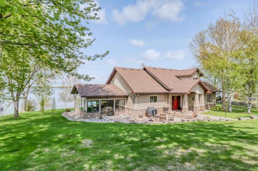 21105 Broadwater Drive, Pelican Rapids, MN 56572