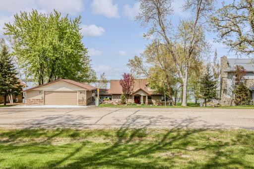 21105 Broadwater Drive, Pelican Rapids, MN 56572