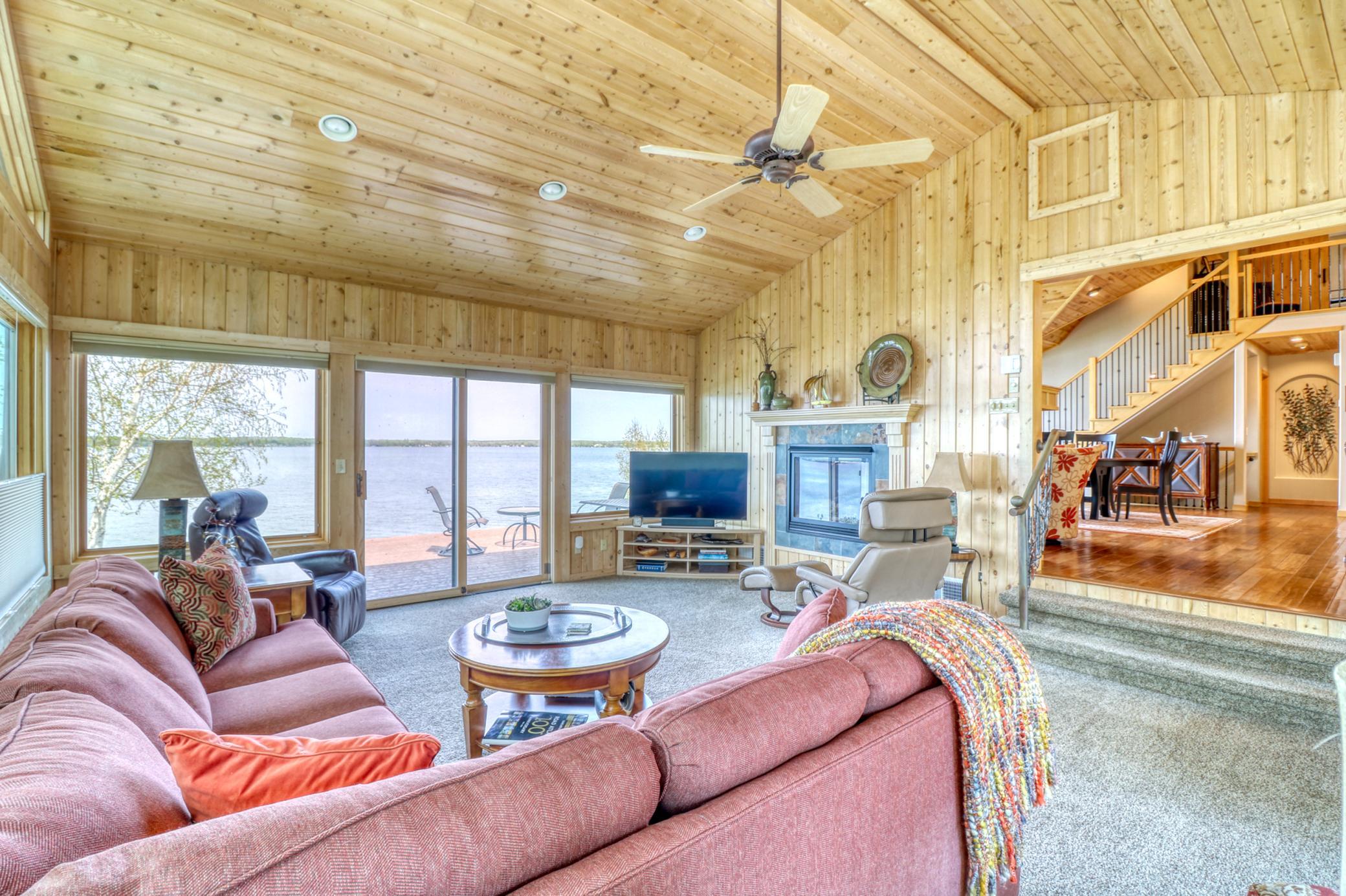 Sunroom1.jpg