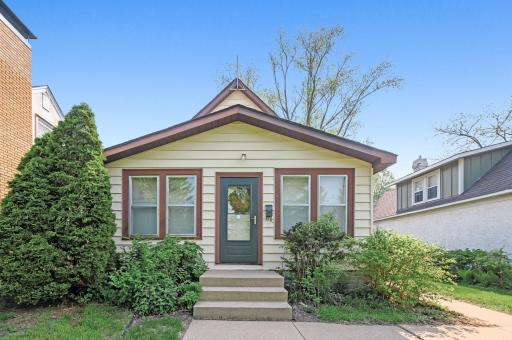 3467 2nd Street NE, Minneapolis, MN 55418
