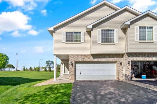 2381 Alysheba Court, Shakopee, MN 55379