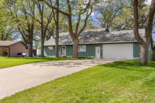 2260 La Casa Lane SE, Owatonna, MN 55060