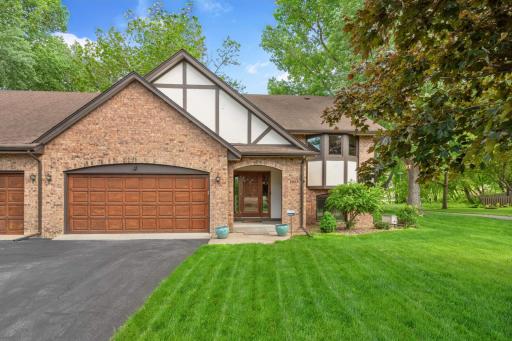 8967 Preserve Boulevard, Eden Prairie, MN 55347