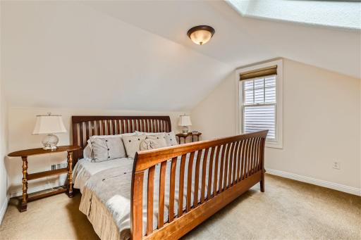 4753 Island View Dr - Web Quality - 029 - 21 2nd Floor Primary Bedroom.jpg