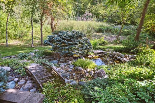 13916 Emerald Ridge, Hopkins, MN 55305