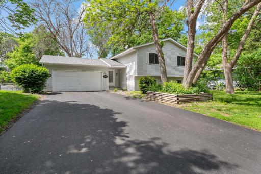 17326 Sunray Circle SW, Prior Lake, MN 55372