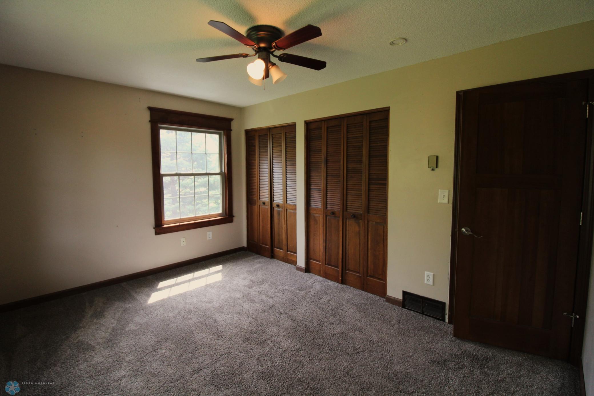 Master Bdrm Dual Closets