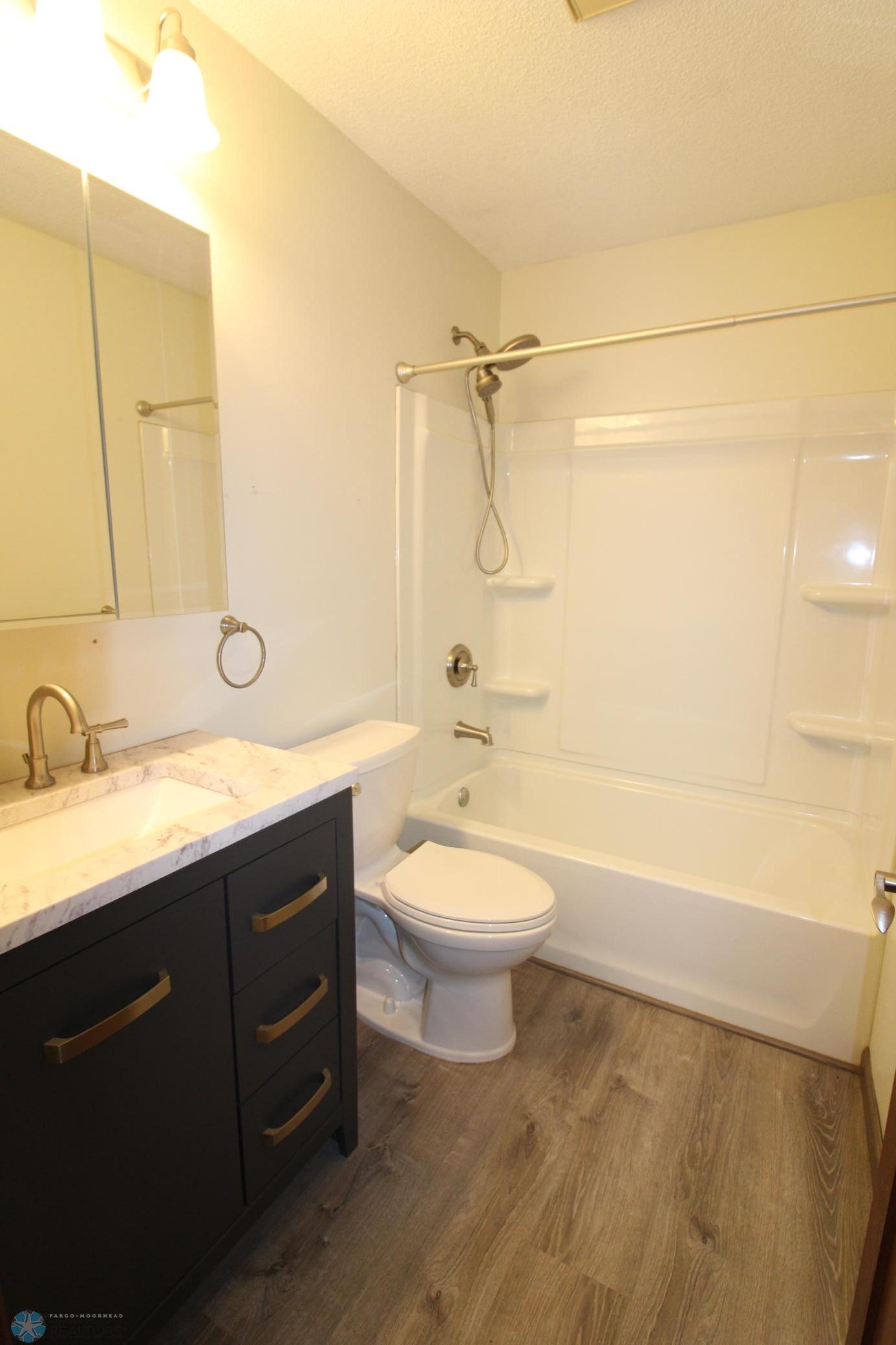 Full Bath Up