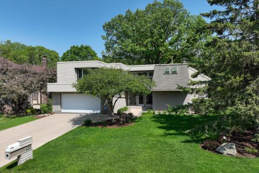 620 Hillwood Court, Saint Paul, MN 55119