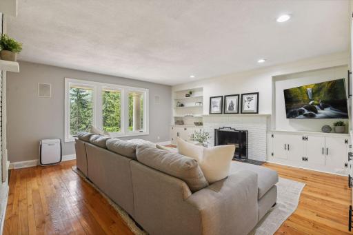 2113 Meeting Street, Wayzata, MN 55391