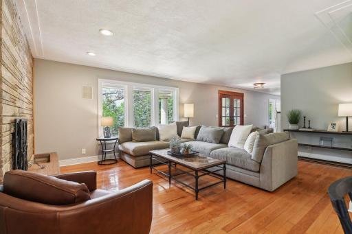 2113 Meeting Street, Wayzata, MN 55391