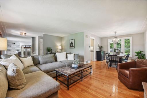 2113 Meeting Street, Wayzata, MN 55391