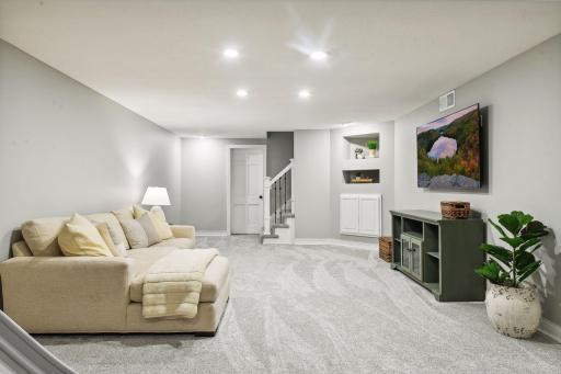 2113 Meeting Street, Wayzata, MN 55391