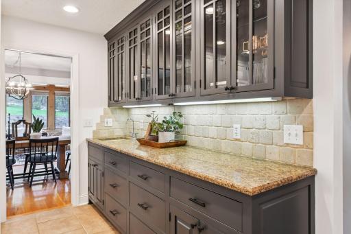 2113 Meeting Street, Wayzata, MN 55391