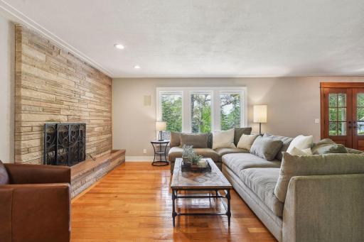 2113 Meeting Street, Wayzata, MN 55391
