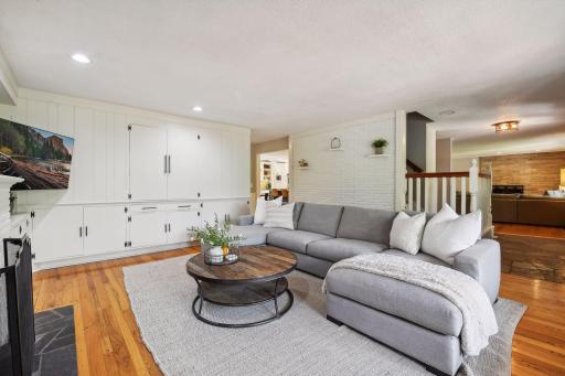2113 Meeting Street, Wayzata, MN 55391